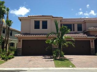 130 Riverwalk Cir E, Davie, FL 33325