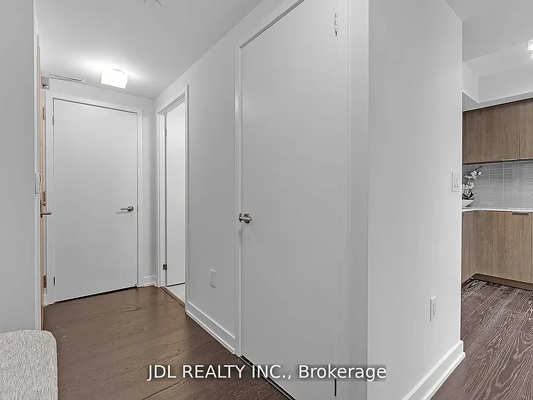 11 Wellesley St W #2105 — Photo 12