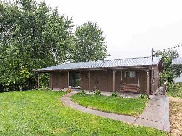 319 Highway 61, Potosi, WI 53820