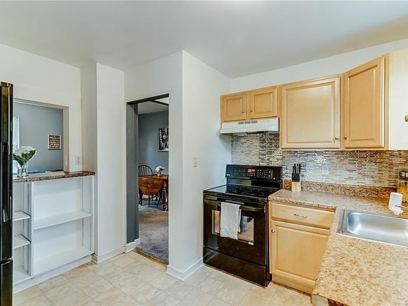 5th image of 4000 McKay Ave
