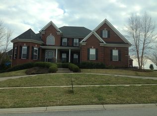 12707 Woodside Dr, Prospect, KY 40059