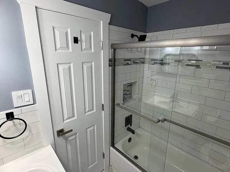 7608 Savannah St #203 — Photo 9