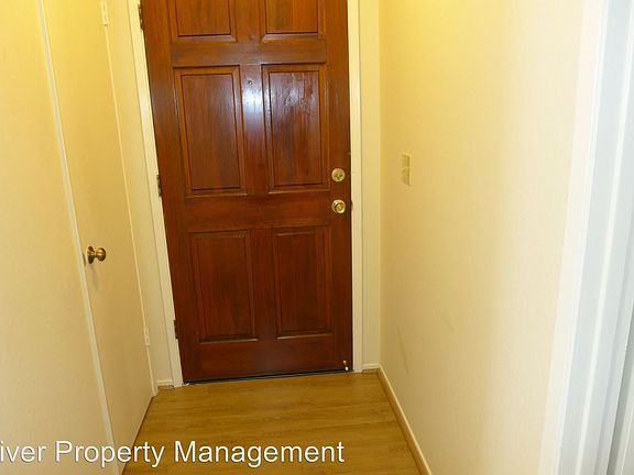 5th image of 82 Maranatha Dr