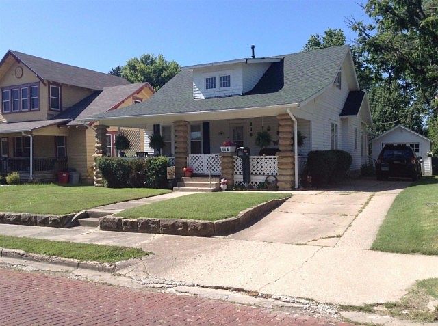1st image of 116 E Cottonwood St