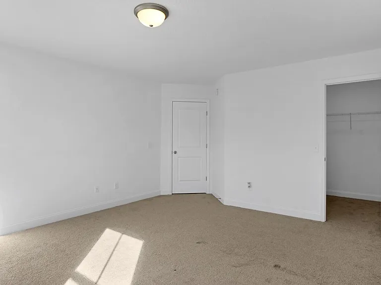 609 Fairview Cir — Photo 22