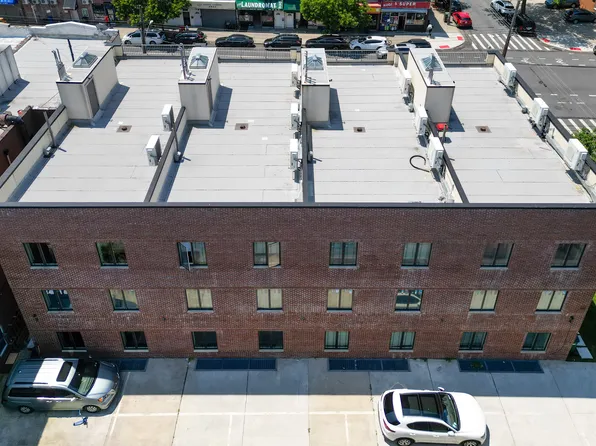 2335 Bath Avenue image 23 of 25