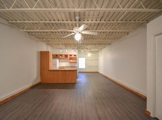 1011 N Molly Ct, Fayetteville, AR 72701