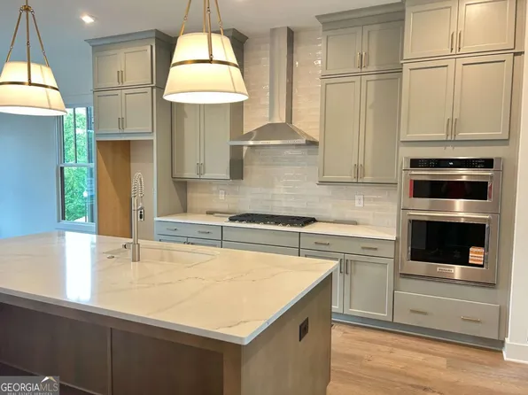 1917 Repose Dr, Chamblee, GA 30341