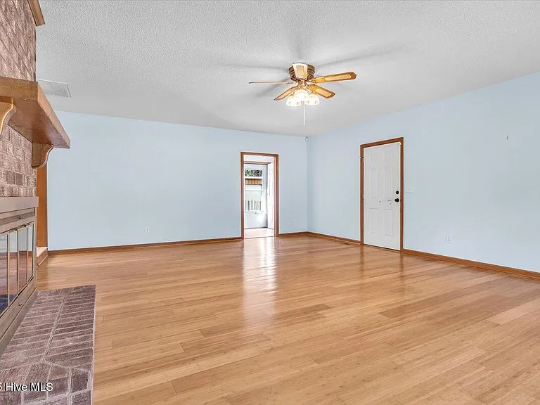 7071 Old Oak Rd NW — Photo 45