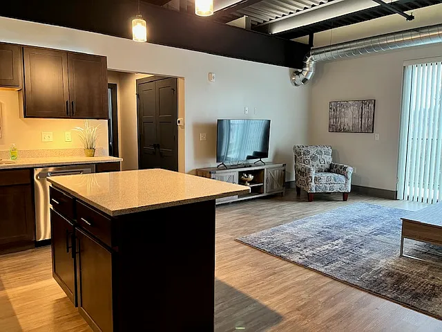 617 W Kalamazoo Ave #202 — Photo 16