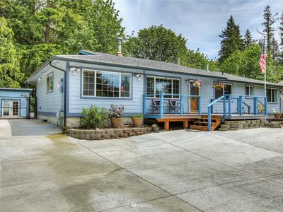 3611 W Tapps Drive E, Lake Tapps, WA, 98391