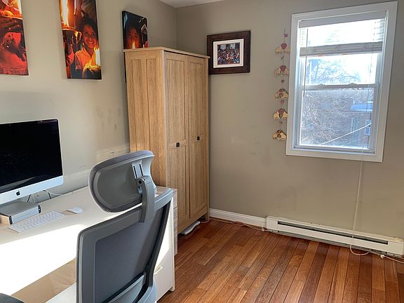 Office 1 (in Office Bedroom)