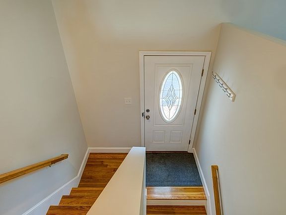 3rd image of 26 Glen Court