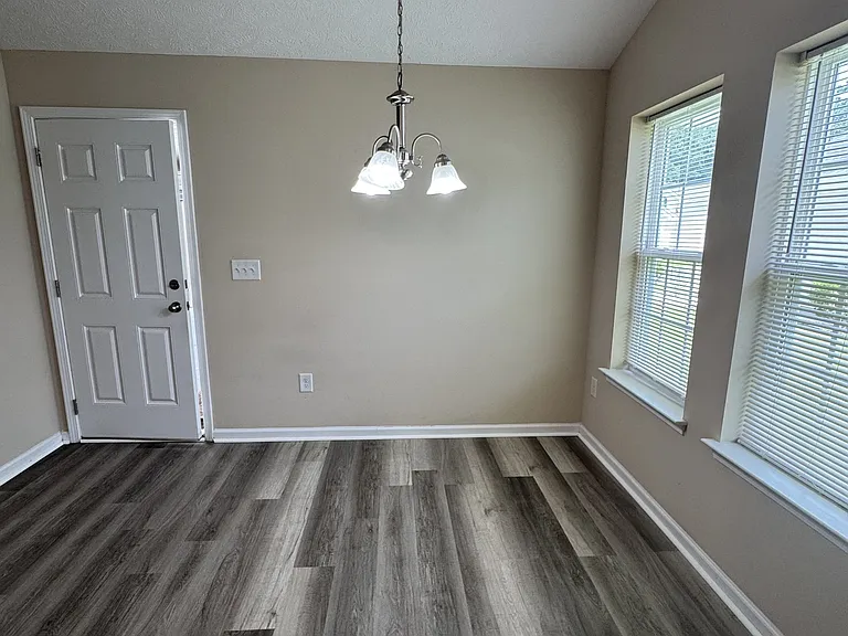 224 Foxpath Loop — Photo 8