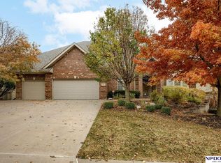 5803 N 166th St, Omaha, NE 68116