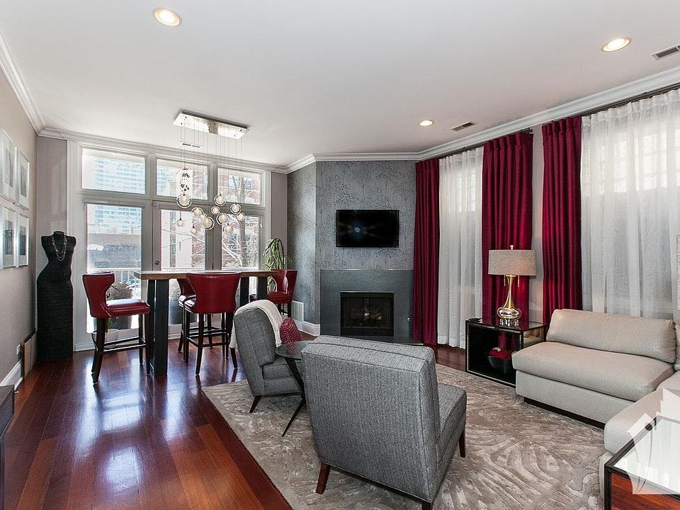 1st image of 701 W Grand Ave #W2f