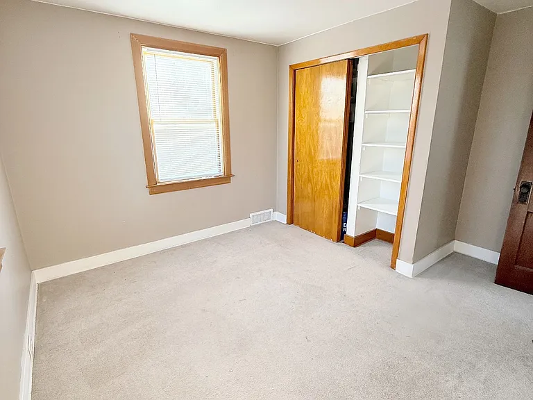 3421 Rebecca St — Photo 9