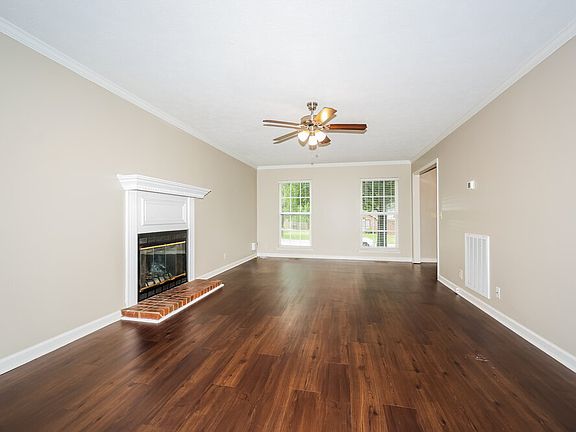 5th image of 603 McGivney Ct