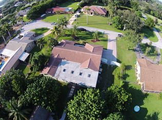 10010 NW 35th St, Cooper City, FL 33024