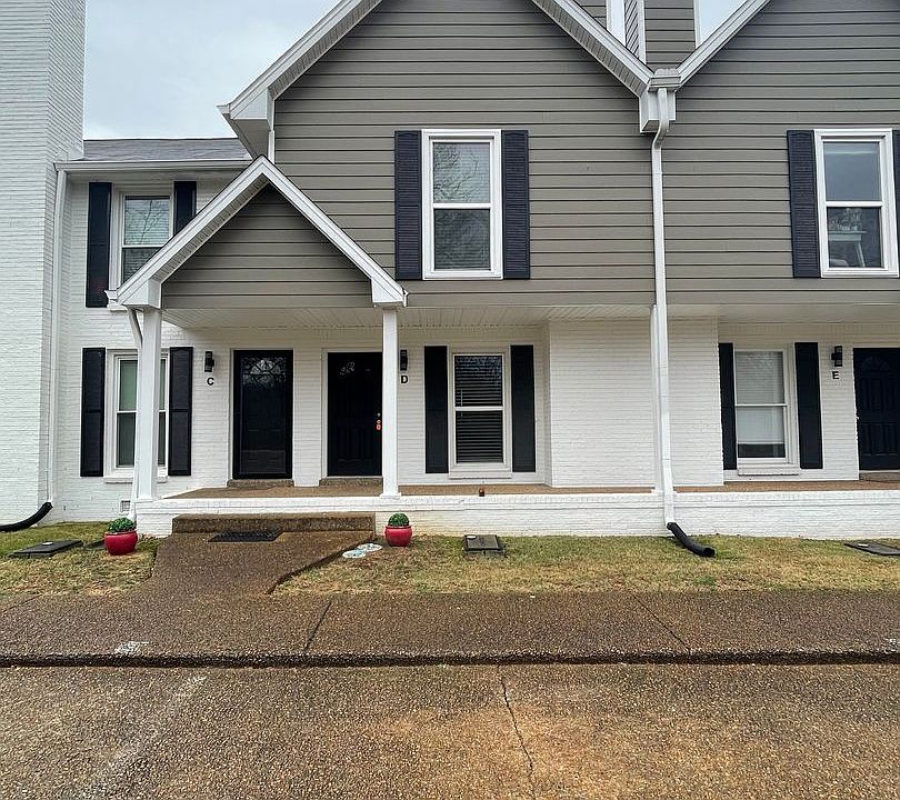 1st image of 724D E Due West Ave