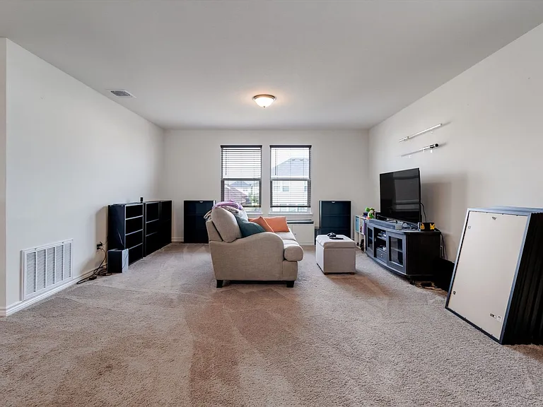 11315 Edelweiss — Photo 15