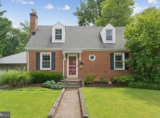 2907 Summerfield Rd, Falls Church, VA 22042