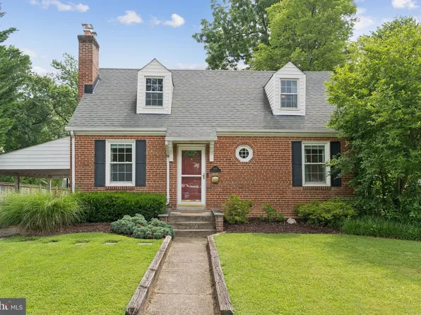 2907 Summerfield Rd, Falls Church, VA 22042