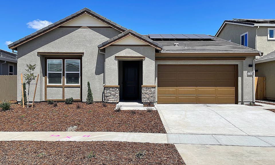 1st image of 1789 Stinson Way