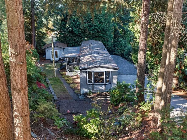6071 Pine Ridge Cres, Nanaimo, BC V9T 2N8