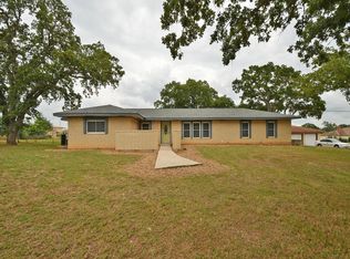 1389 Carter Rd, Dale, TX 78616