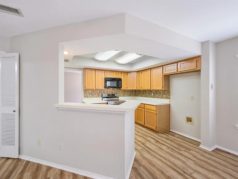3404 Napolean Ct — Photo 16