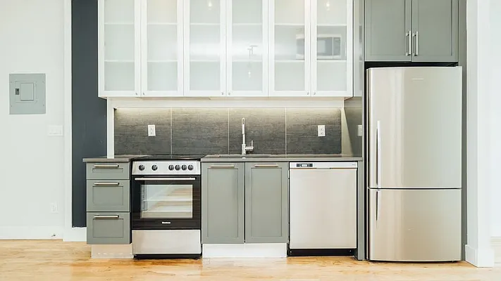 Rented by Nooklyn NYC LLC | media 42