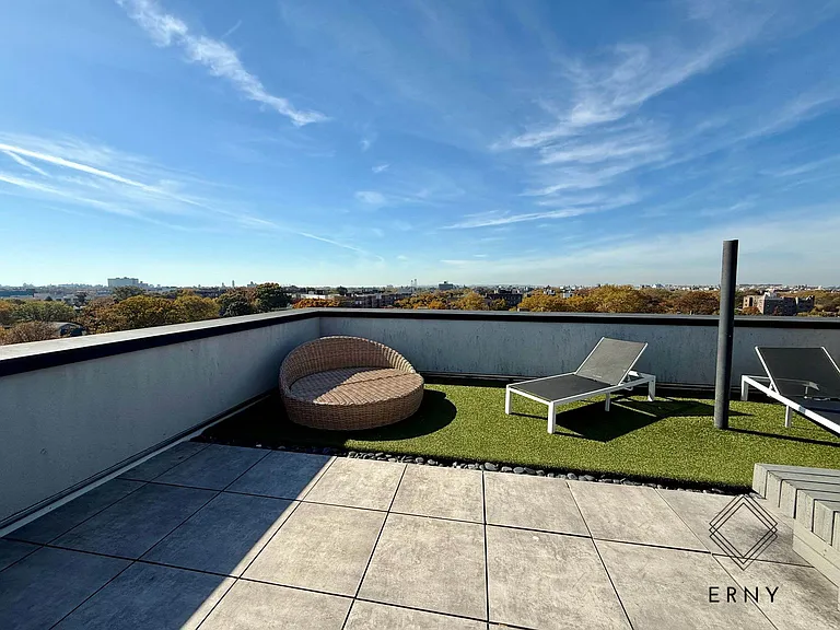 1326 Ocean Ave #7G — Photo 19