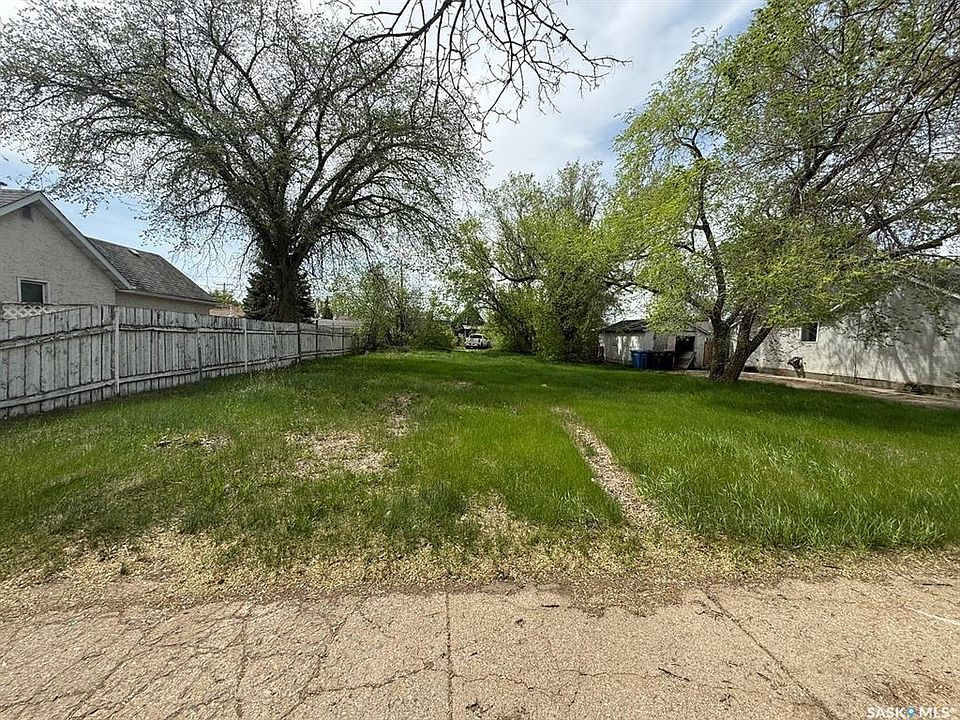 1st image of 1521 103rd STREET