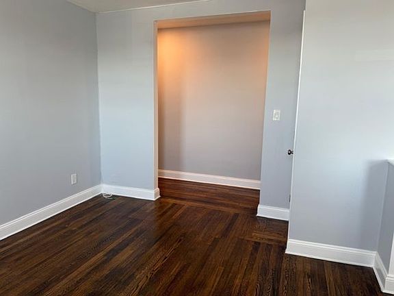 2nd image of 16 New St APT 3D