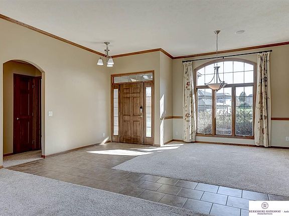2nd image of 19620 Bellbrook Blvd
