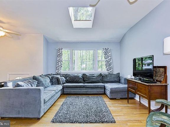 3rd image of 105 Tennessee Trl