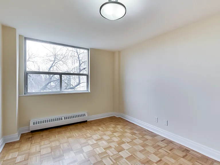 101 Cosburn Ave #104 — Photo 83