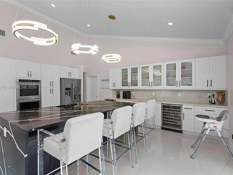 1530 Lacosta Dr W — Photo 12