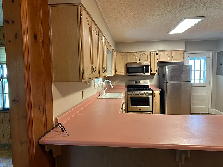 5515 Habersham St — Photo 5