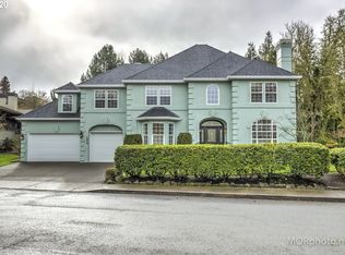 1078 NW Baker Crest Ct, McMinnville, OR 97128