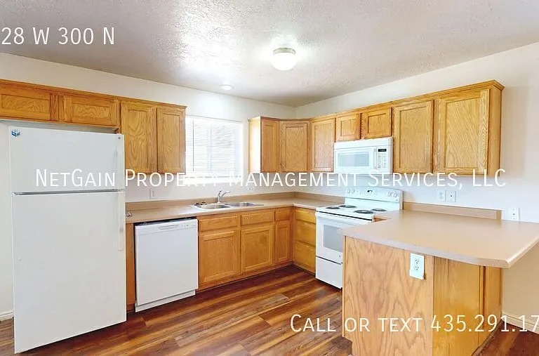 4128 W 300 N — Photo 3