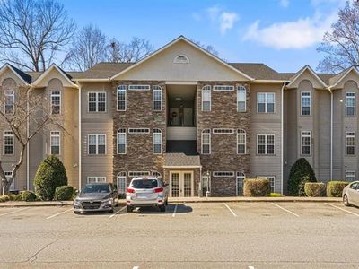 3004 Greystone Point #M, Greensboro, NC, 27410
