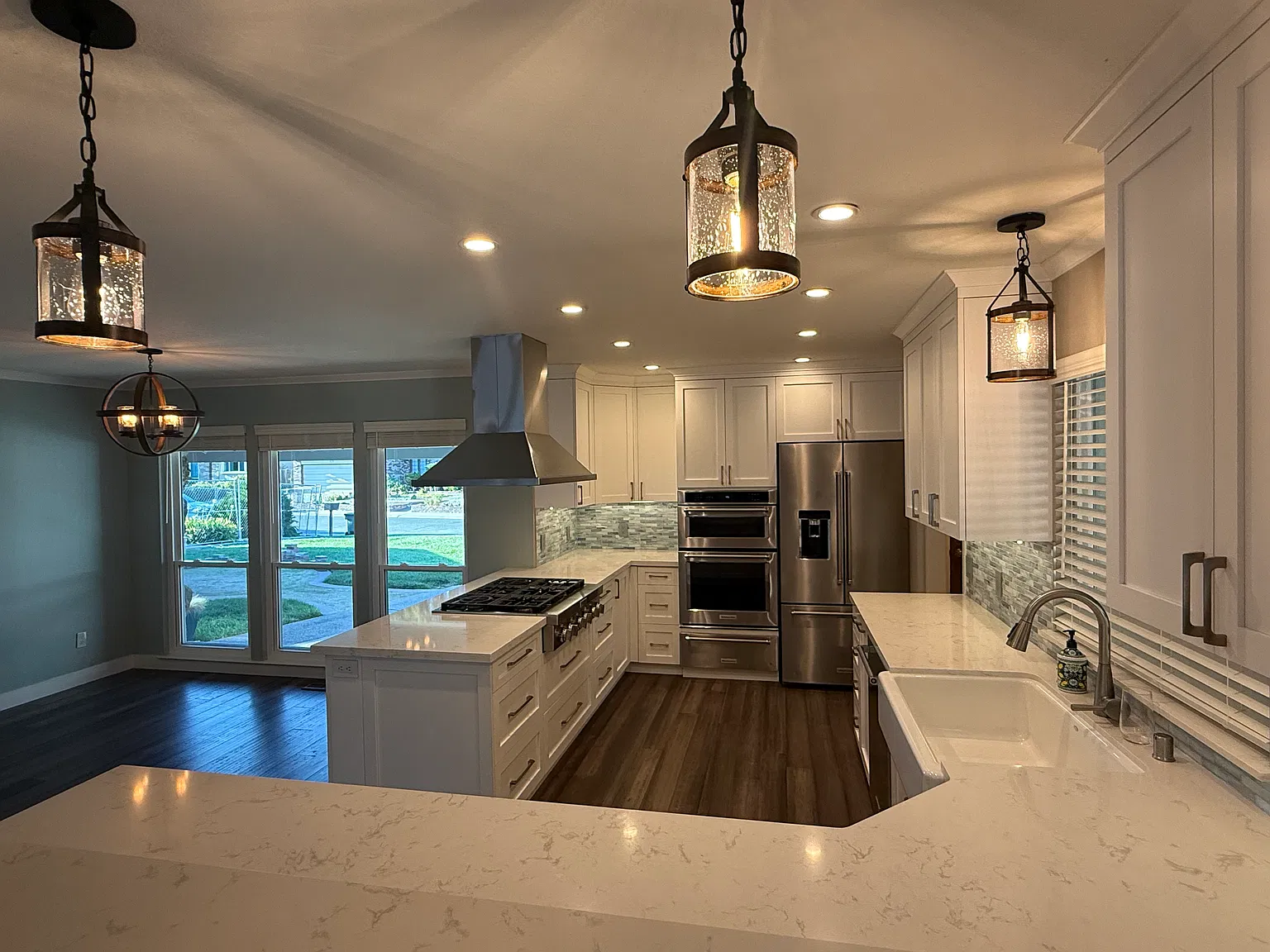 3 bed, 2.5 bath, 1900 sqft, $3,850 — Photo 3