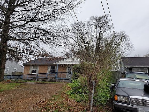 2nd image of 838 Kellogg Ave NW