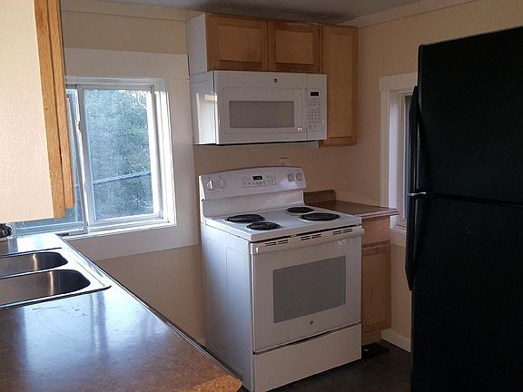 5th image of 3046 Main St APT 1R