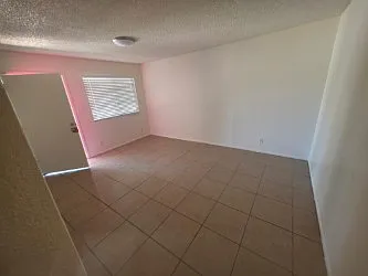 living room - 705 E Manzanita Dr #B