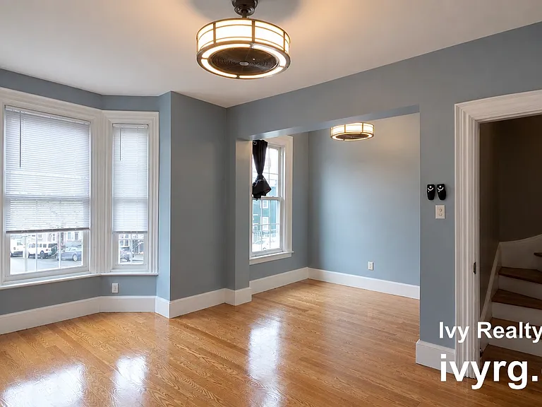 196 Dorchester St #HOUSE — Photo 4