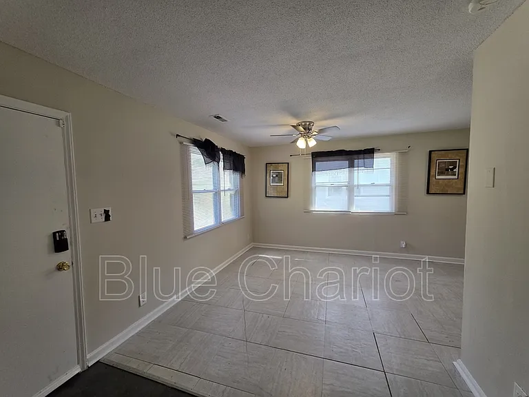 2313 Fitzgerald Ave — Photo 14