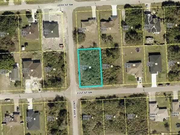 3520 21st St SW, Lehigh Acres, FL 33976